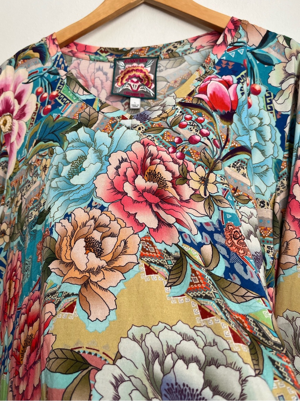JOHNNY WAS PRISMA V-NECK KIMONO SLEEVE TUNIC - Picture 6 of 12